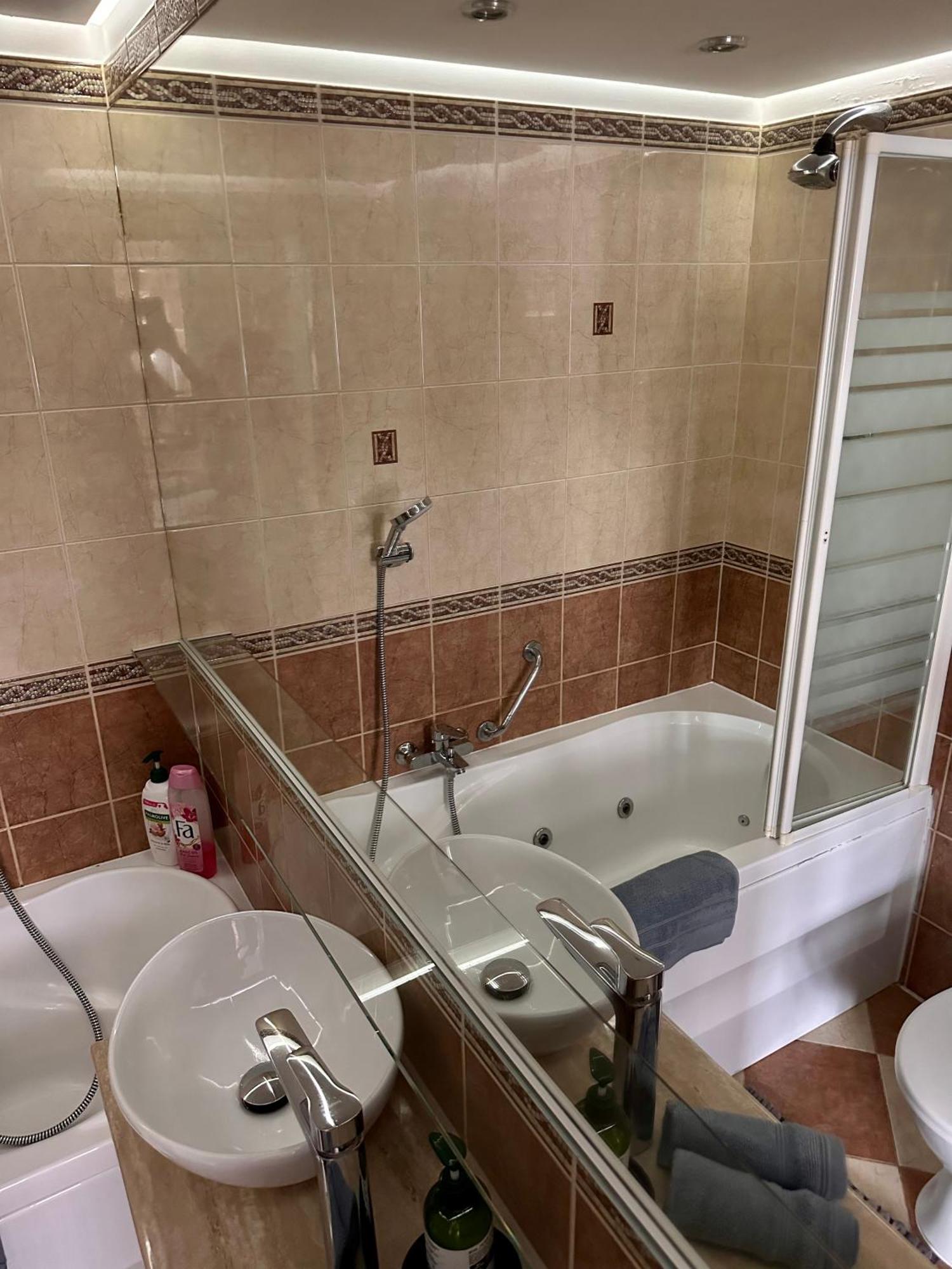 Deluxury Mirror Apartament Centrum Warszawa Eksteriør billede