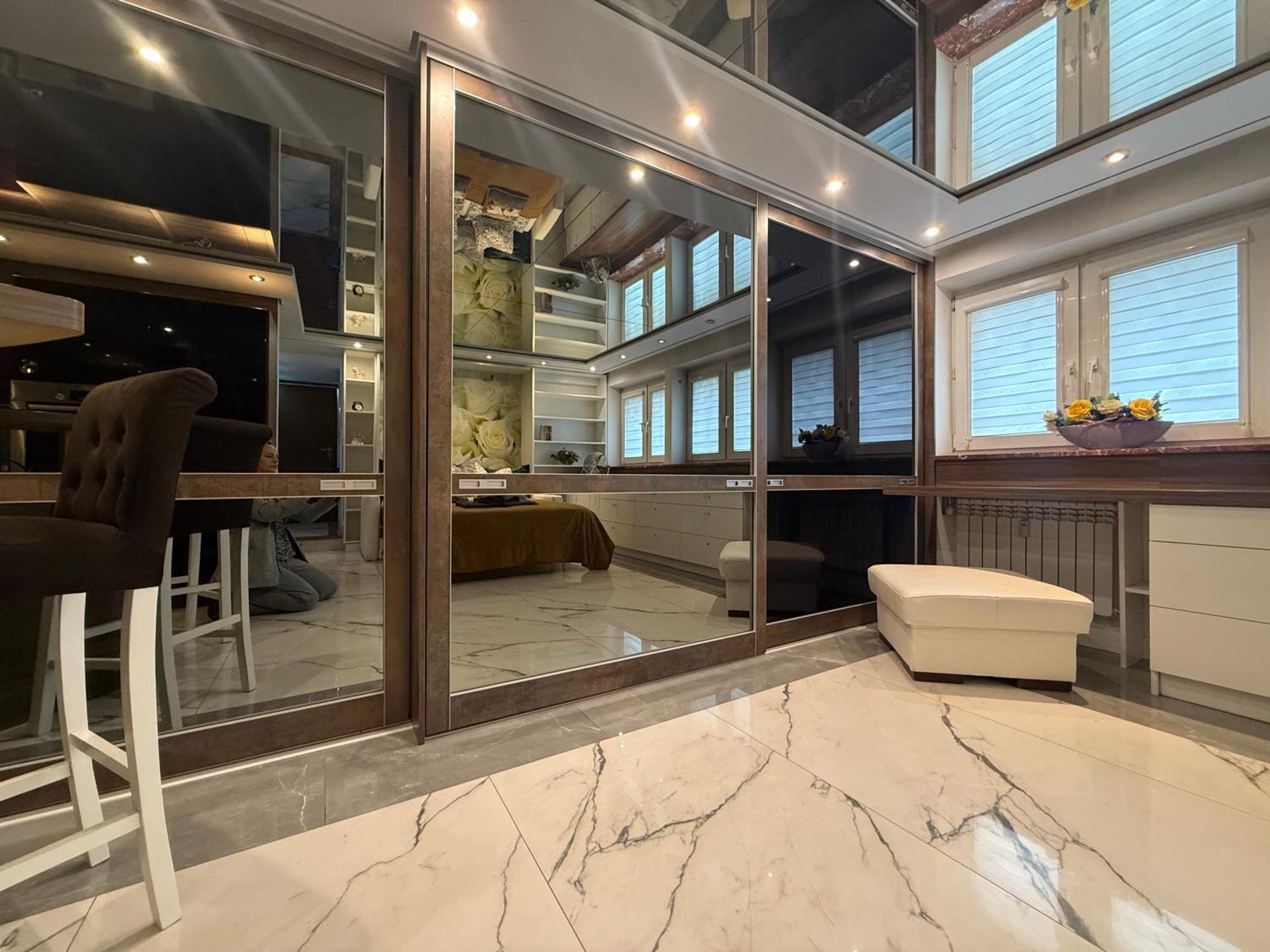 Deluxury Mirror Apartament Centrum Warszawa Eksteriør billede